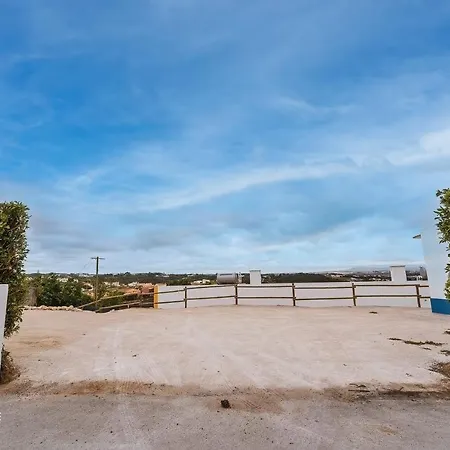 - Real Mar Nyaraló Ericeira